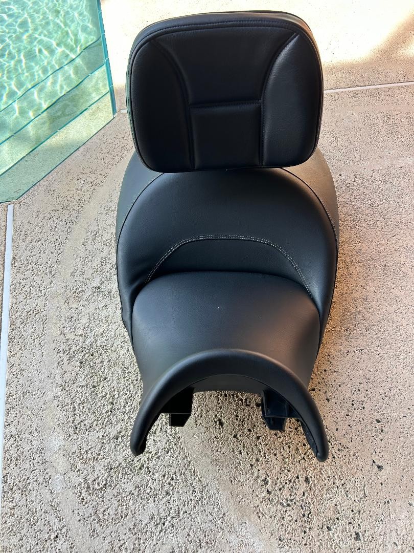 Stock gtl seat 1.jpg