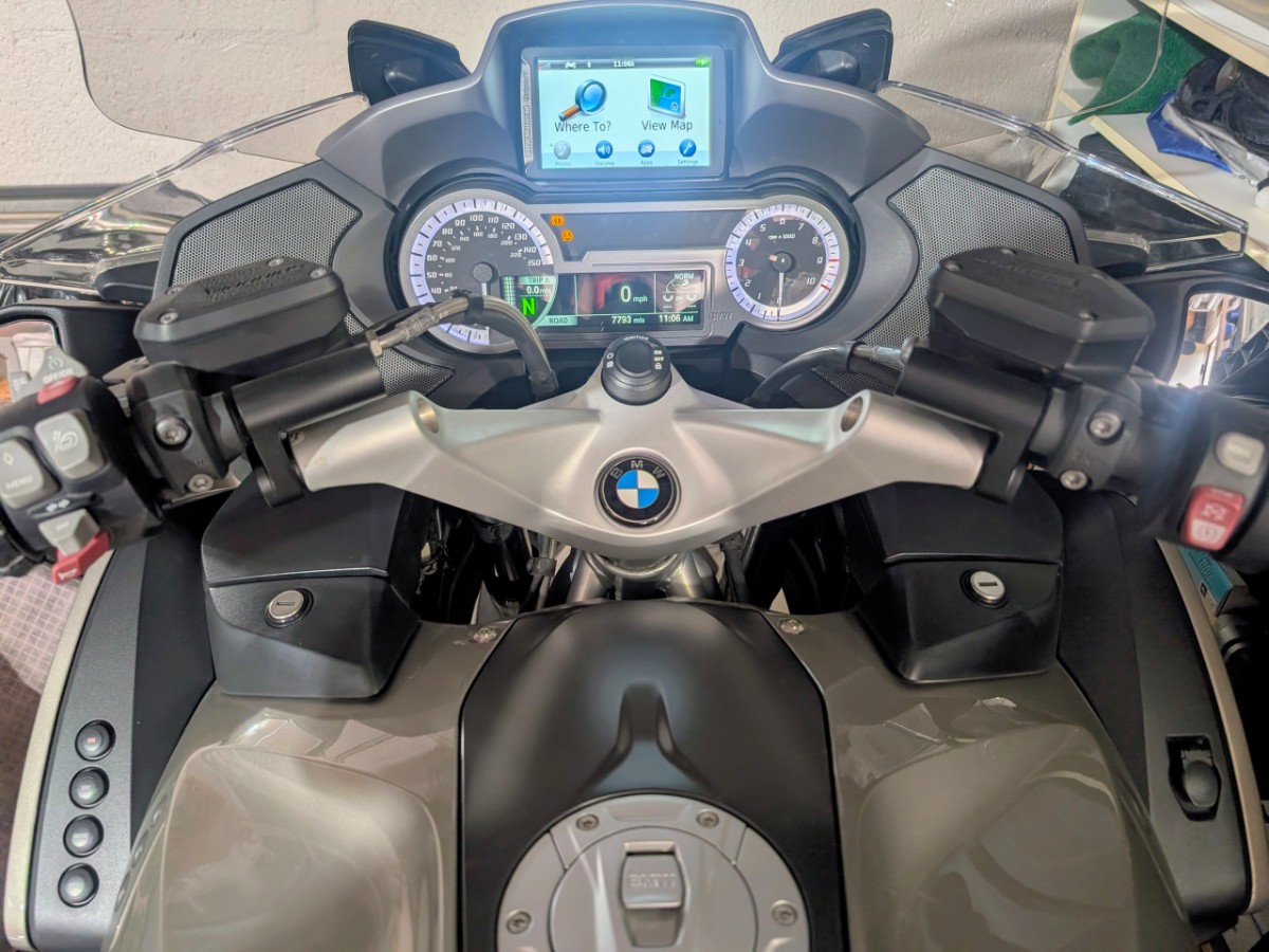 BMW6.jpg
